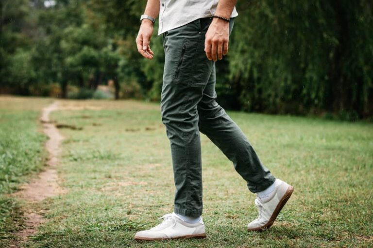 Vuori Review (2022): Do They Make the Best Workout Clothes?