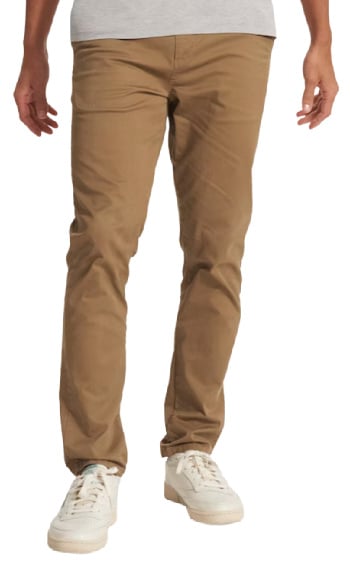 How to Combine a Dark Brown Chino Pant With Sneakers: Stylish Tips