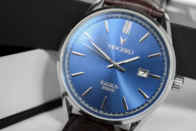 4 Types of Watches Every Man Should Own for Maximum Versatility 23 Vincero Kairos blue dial close up angle