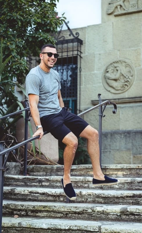 Man wearing Espadrille on stairs
