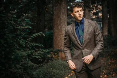 2020/10/model-in-brown-english-wool-JCrew-Ludlow-unstructured-suit.jpgw3.webp