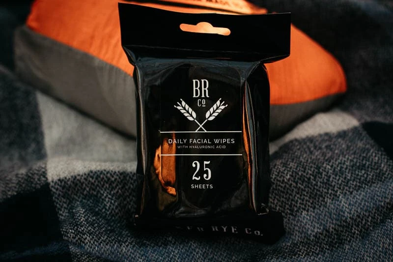 Gentleman's Box Premium Review (2024): Is It Worth It? 46 Gentlemans Box Premium charcoal face wipes