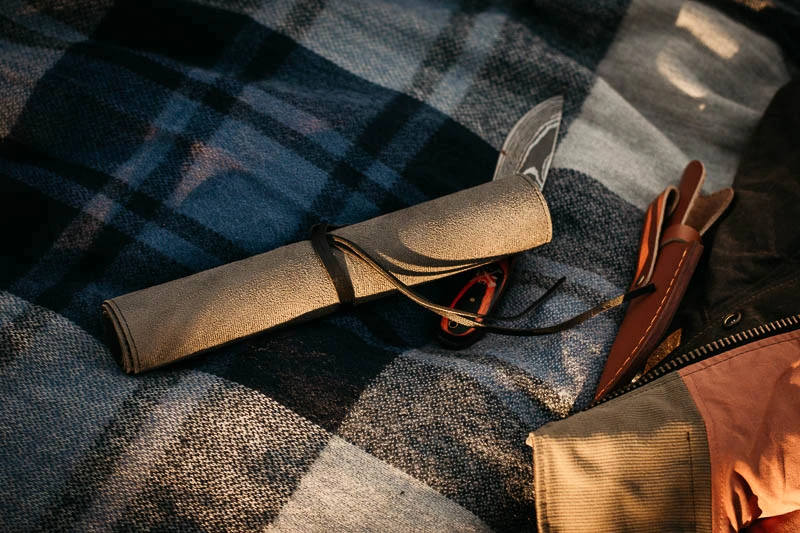 Gentleman's Box Premium Review (2024): Is It Worth It? 48 Gentlemans Box Premium rolled up portable chess board