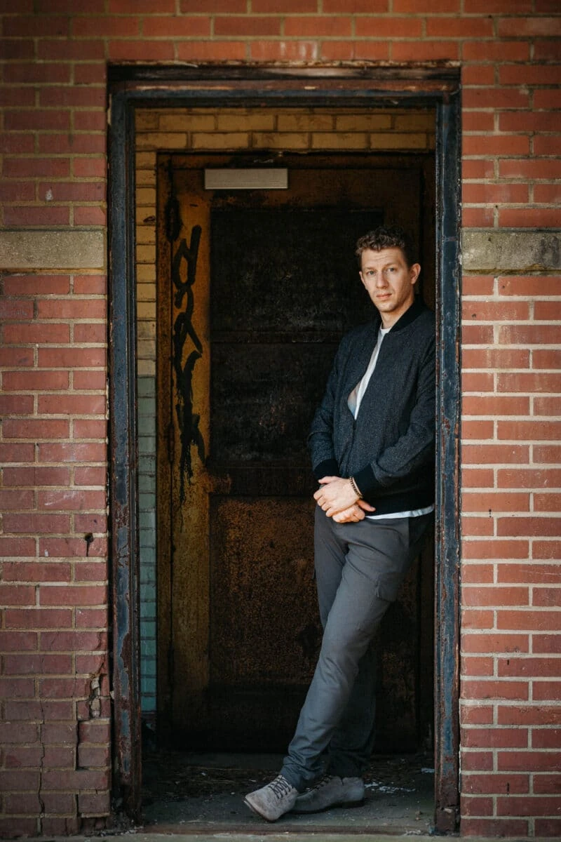 Monochrome Meets Texture