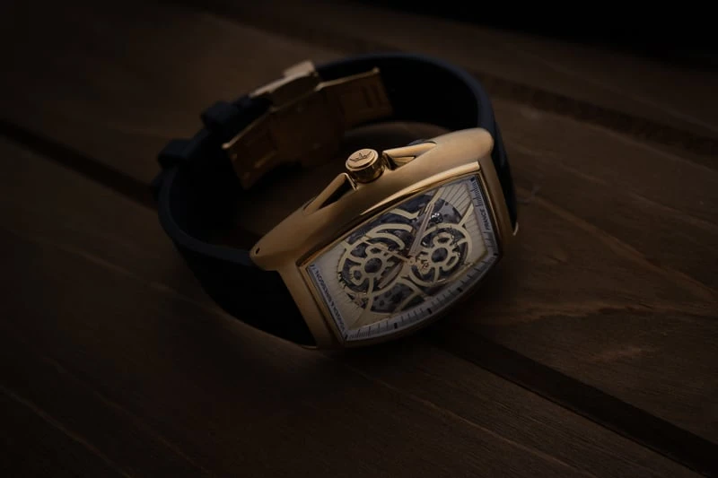 Hands-On: Yonger & Bresson Le SINGULIER Review 43 Black Yonger Bresson Watch on Wood