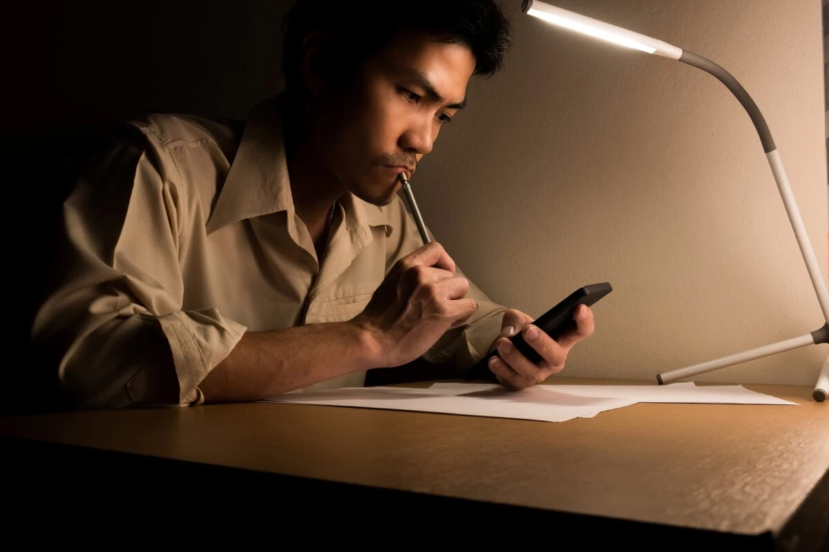 Man plans for the day ahead