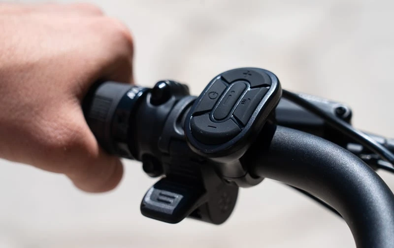 Aventon Pace 500 controller