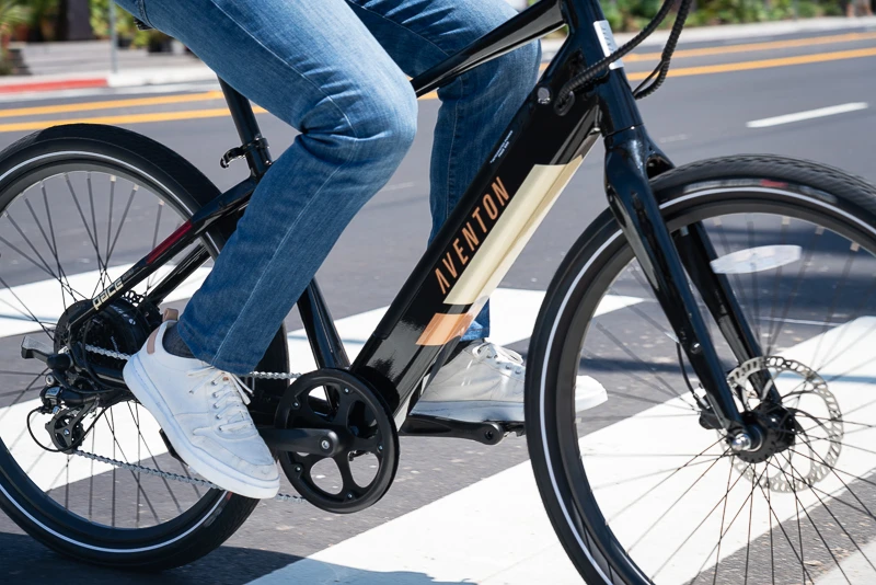 Medium shot of Aventon Pace 500 Next Gen