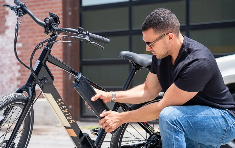 7 Most Comfortable eBikes: Snag a Cushy Ride 50 Putting battery of Aventon ebike