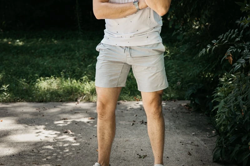 TRUWEAR Review: I Tried Their Most Popular Styles 35 TRUWEAR shorts on model