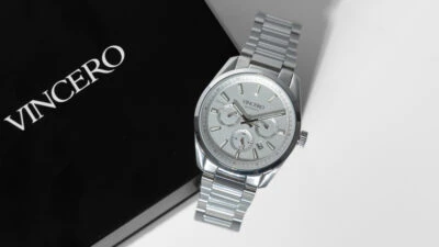 Vincero Reserve Review Top Down of Vincero Reserve Automatic next to box