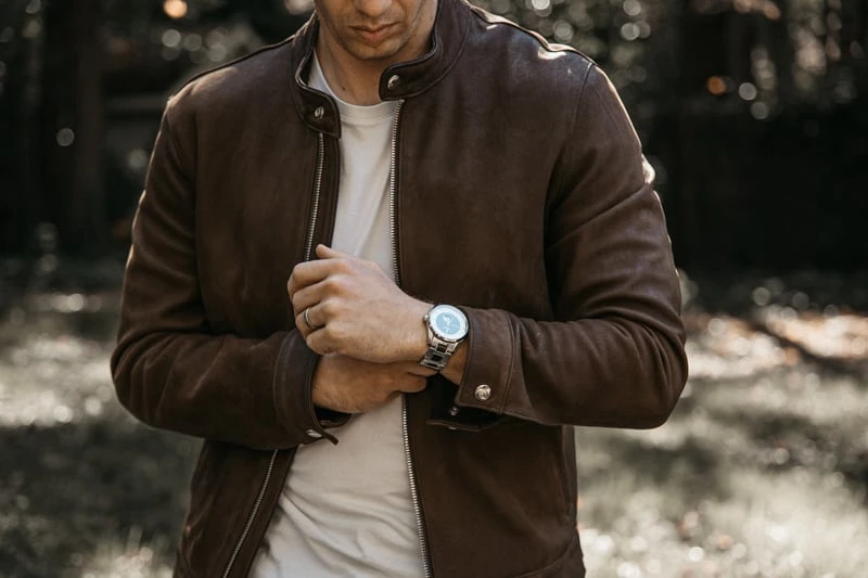 model wearing Vincero Marble Automatic watch