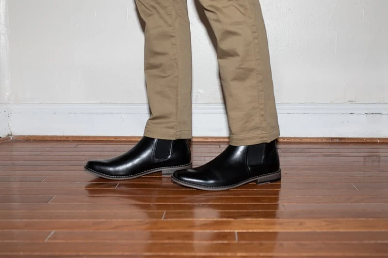 Perry Ellis Review: Men’s Basics Designed for Real Life 71 Perry Ellis Chris Boots from the side