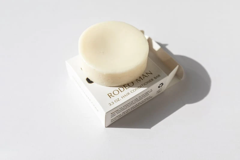 Dapper Yankee Review: Natural Soaps That Are Not Like the Others 80 Dapper Yankee Rodeo Man Conditioner Bar out of