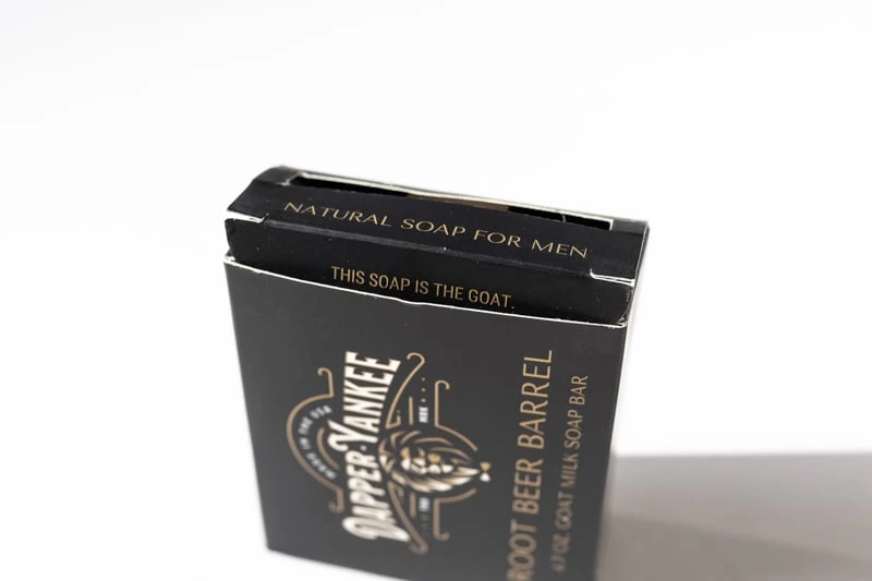 Dapper Yankee Review: Natural Soaps That Are Not Like the Others 64 Dapper Yankee Root Beer Barrel Bar Soap box detail