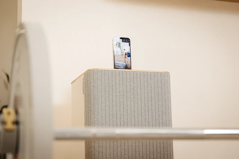 Tempo Move with iphone 1