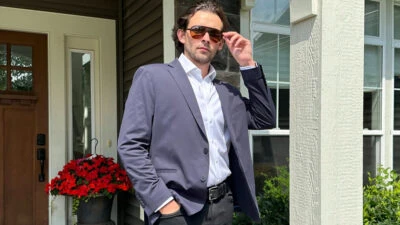 Twillory Review Model Wearing Twillory Performance Blazer and LEADER Dress Shirt with Sunglasses