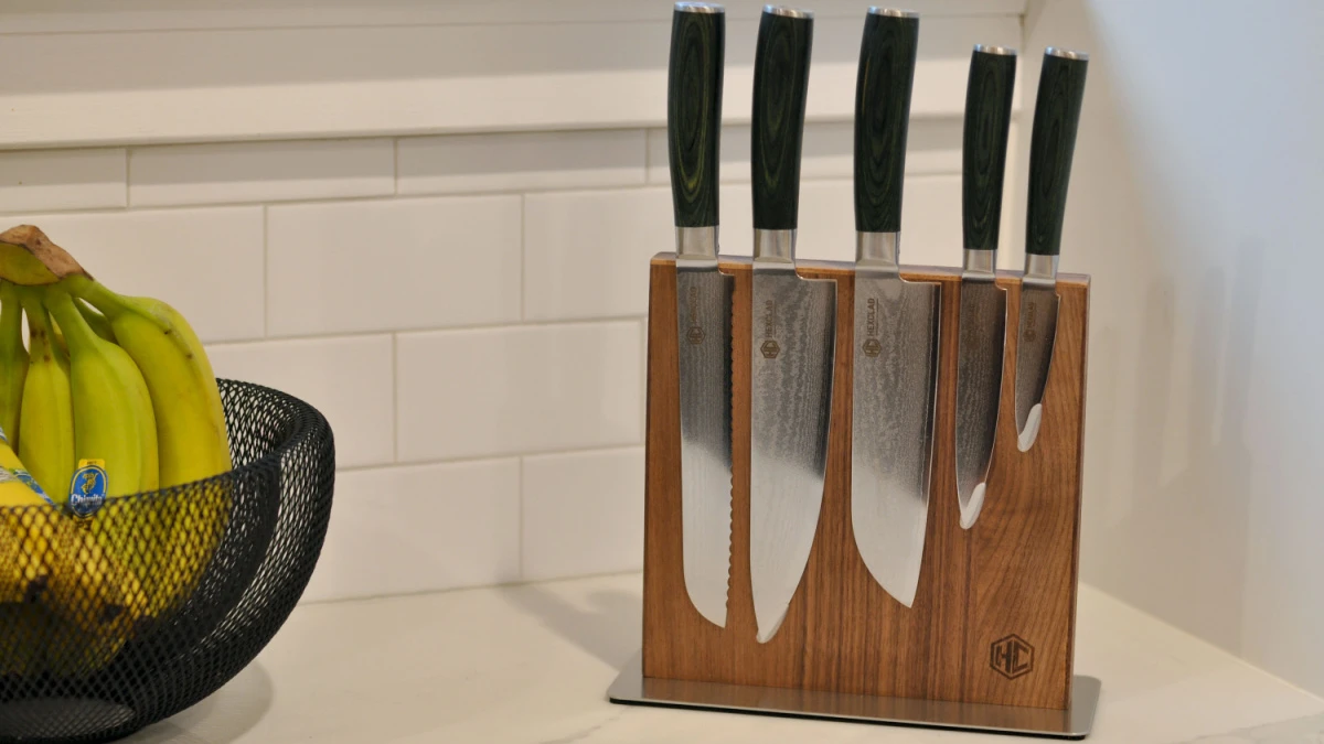Apartment Essentials for Men HexClad Essential 6pc Japanese Damascus Steel Knife Set on Bench next to Bananas