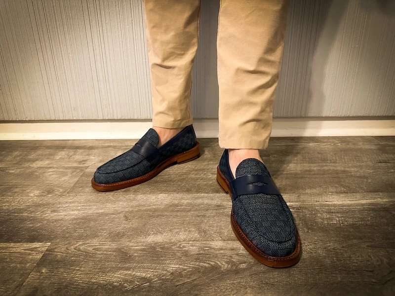 TAFT footwear Fitz Loafer in blue front on feet