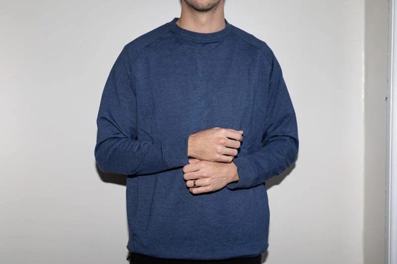 Truwear Meridian Crewneck navy from front adjusting sleeve