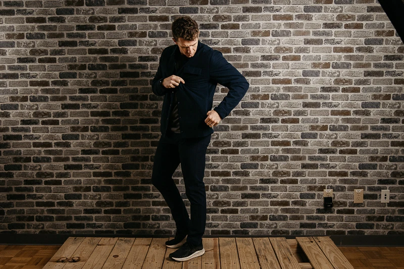 Western Rise jacket zipper demonstration