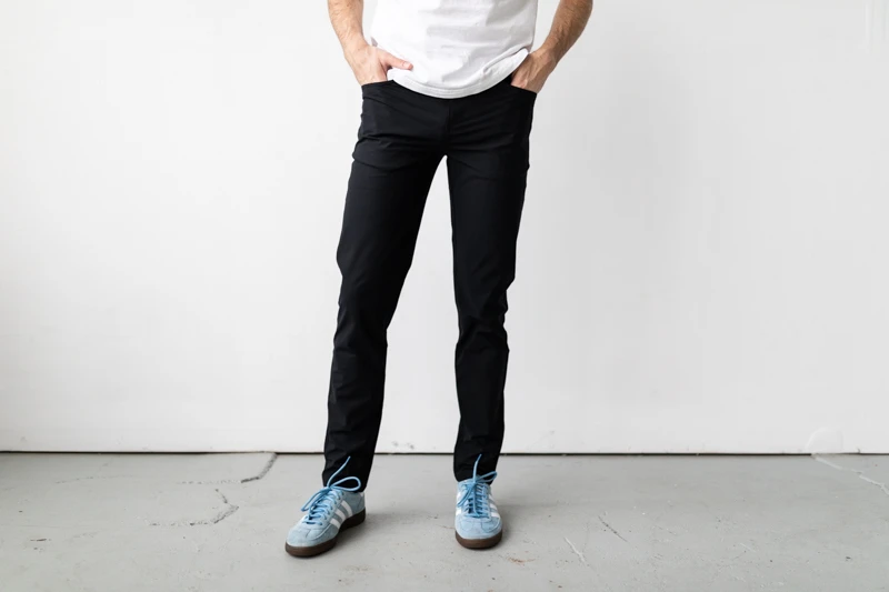 Vuori Meta Pant from front waist down