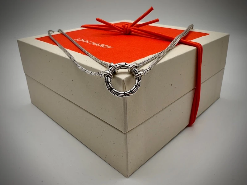 Love Knot Necklace Package