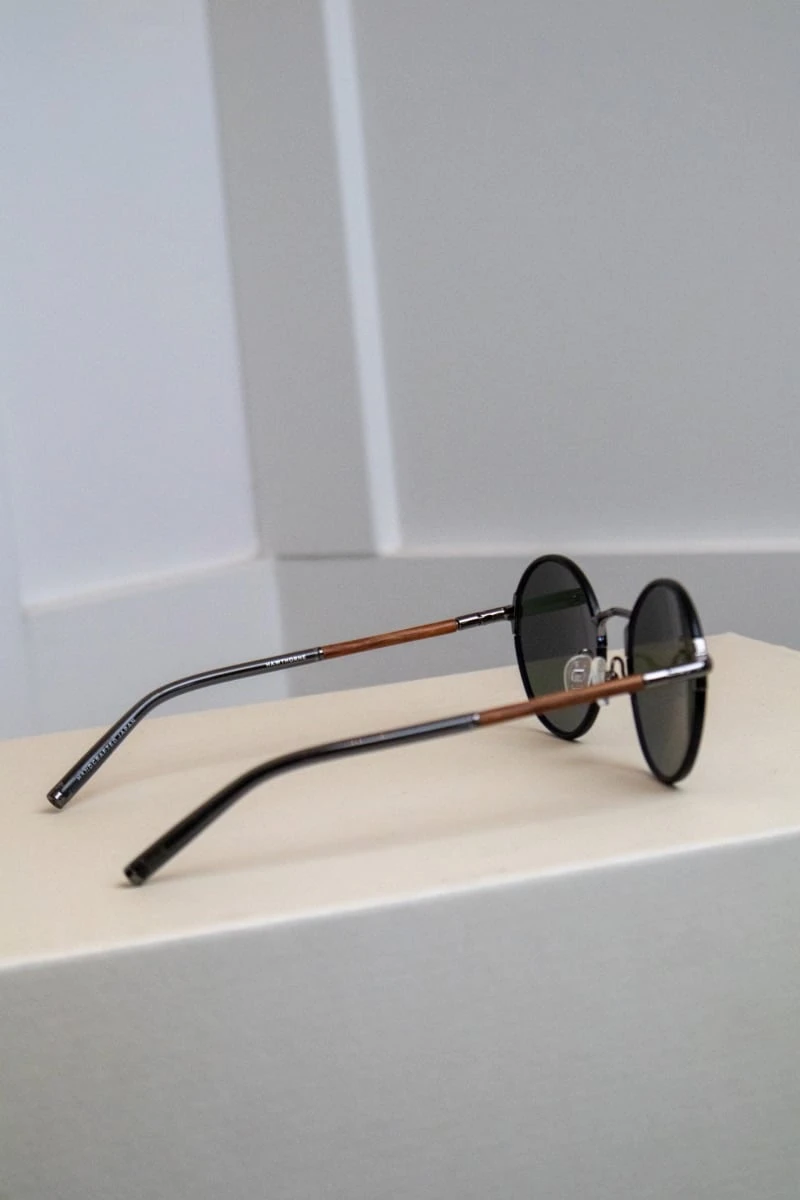 The Adult Man Shwood Sunglasses 6