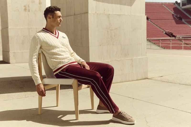 The Adult Man Wolf Shepherd Cruise Lo Red Tracksuit